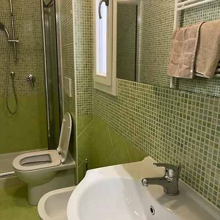 Signora Ruth - Aprilia 公寓 阿普里利亚马利蒂马