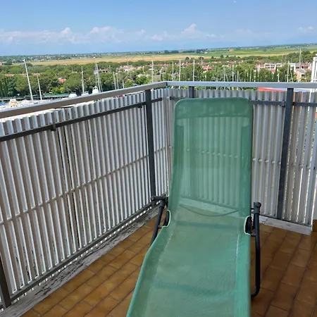 Signora Ruth - Aprilia * 阿普里利亚马利蒂马