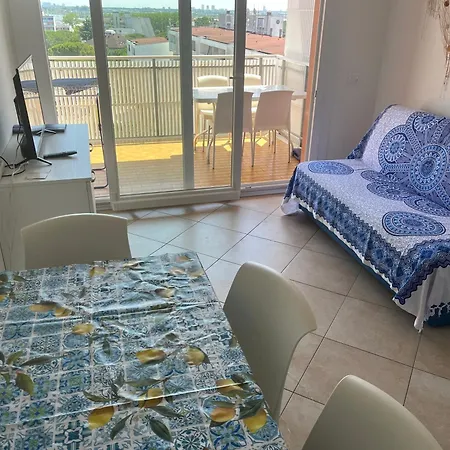 Signora Ruth - Aprilia 阿普里利亚马利蒂马