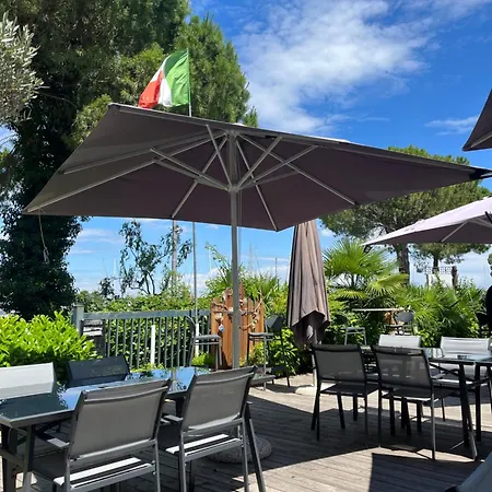 Signora Ruth - Aprilia 阿普里利亚马利蒂马