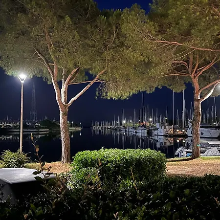 Signora Ruth - Aprilia 公寓 阿普里利亚马利蒂马