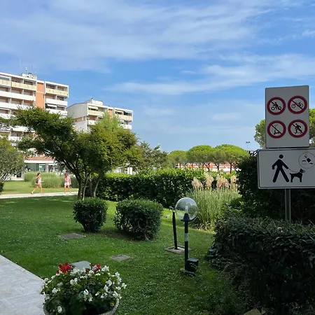 Signora Ruth - Aprilia 阿普里利亚马利蒂马